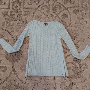 American Eagle Outfitters Sweater size small pastel green